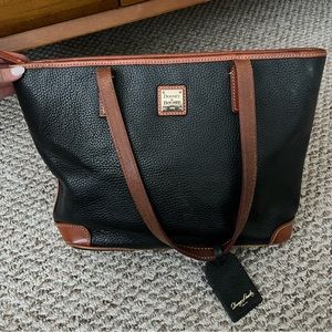 Dooney & Burke Shoulder Purse Leather